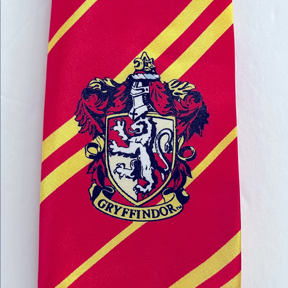 Harry Potter Gryffindor Tie Classic Stripe Necktie NWOT - Picture 1 of 8